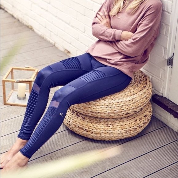 ALO Yoga Pants - ALO YOGA High Waist Moto Leggings in Rich Navy